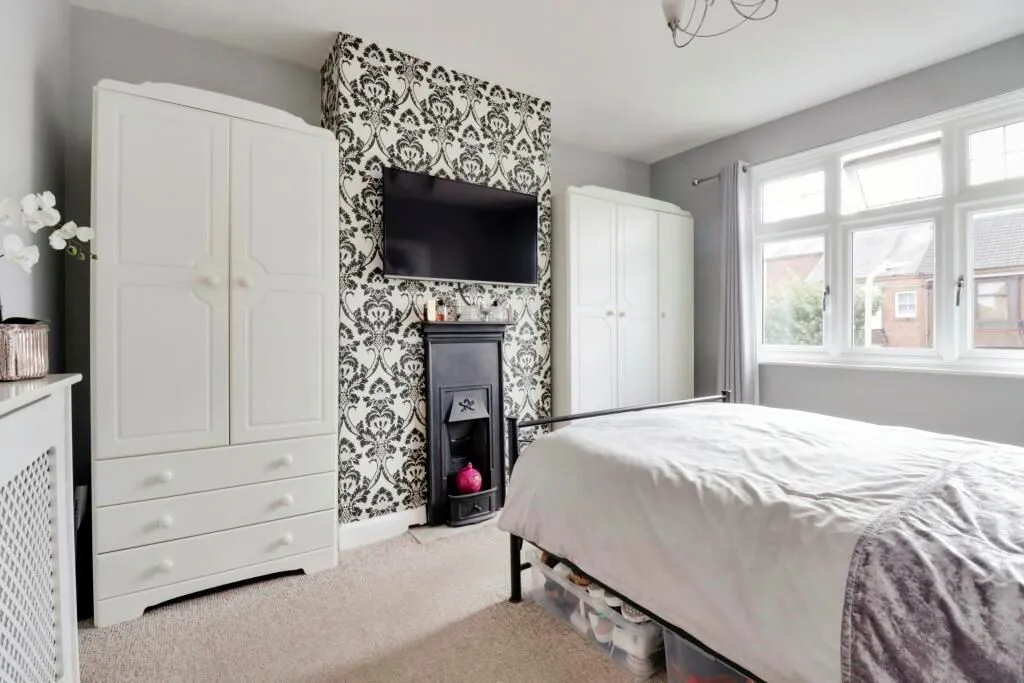 Loughborough, Leicestershire, LE11 5JR - Online Auctions