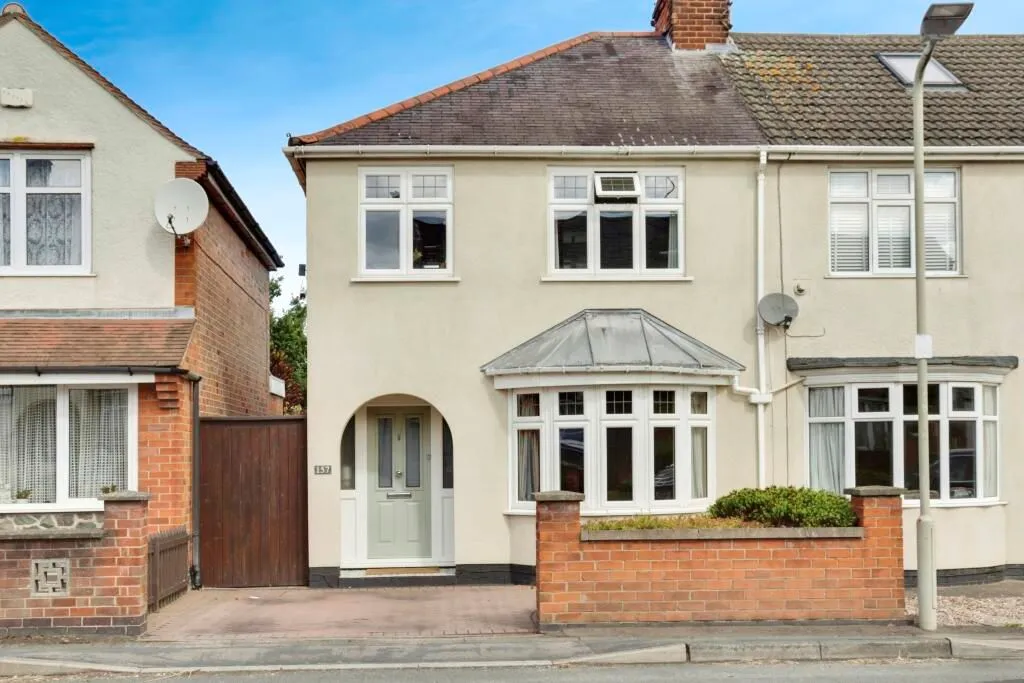 Loughborough, Leicestershire, LE11 5JR - Online Auctions
