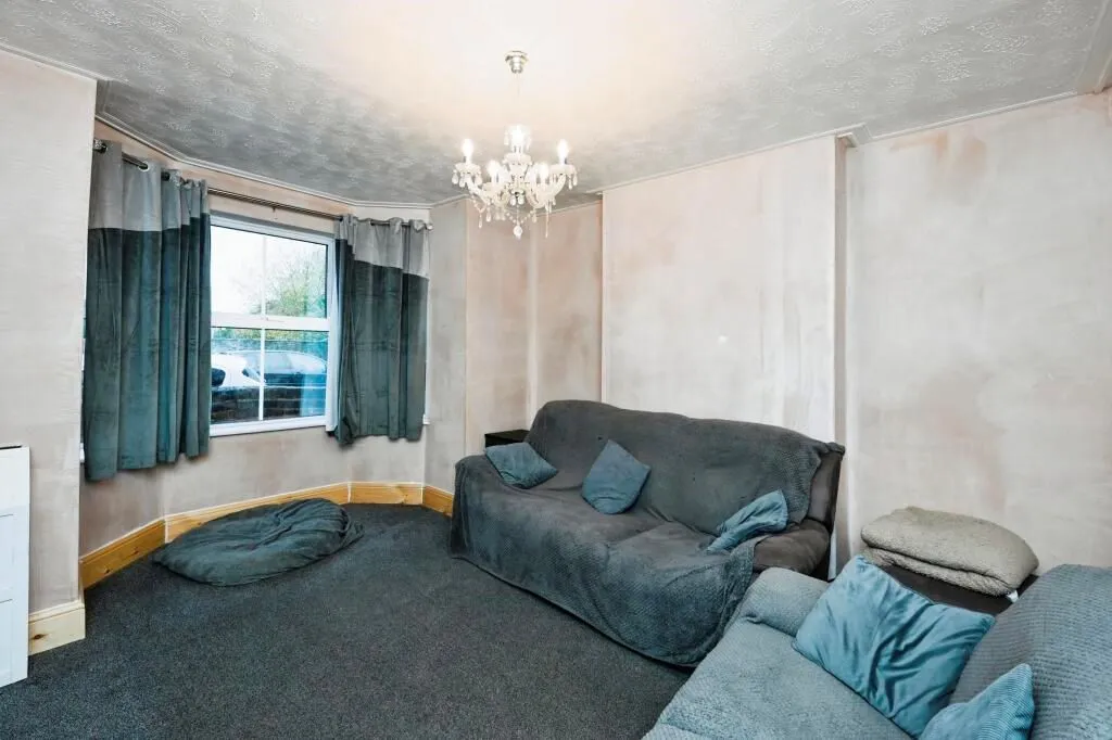 Kirkby-in-Ashfield, Nottingham, Nottinghamshire, NG17 7DY - Online Auctions