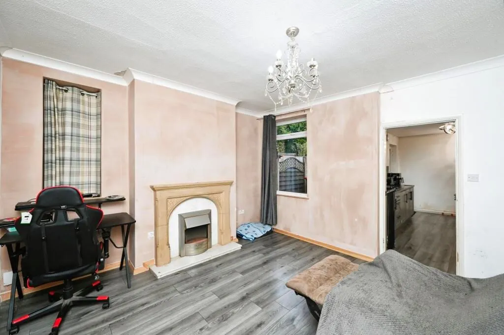 Kirkby-in-Ashfield, Nottingham, Nottinghamshire, NG17 7DY - Online Auctions