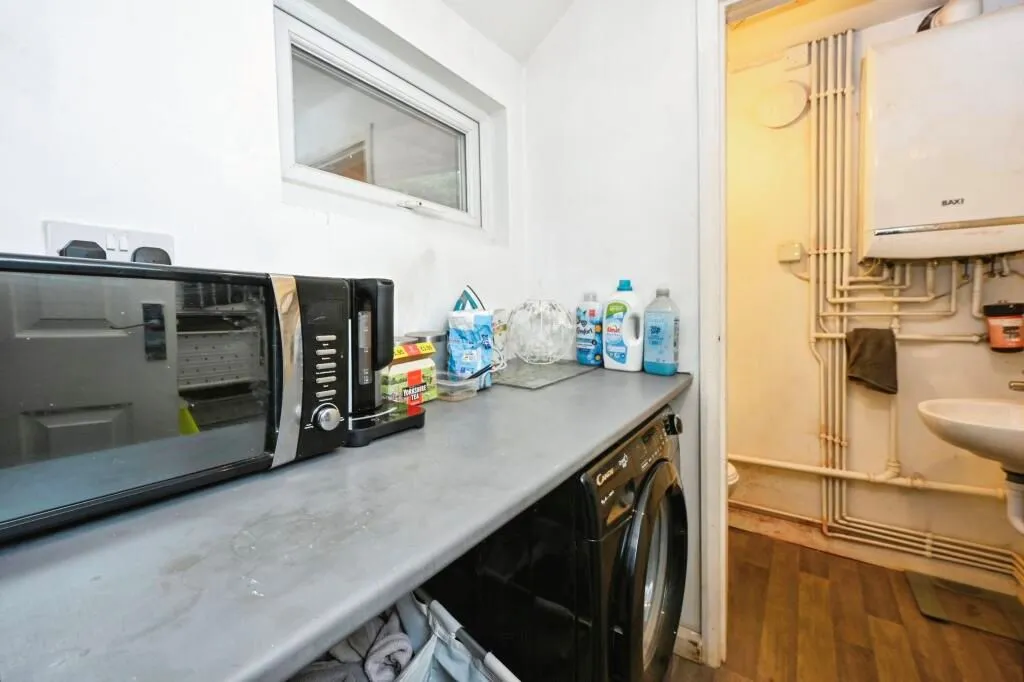 Kirkby-in-Ashfield, Nottingham, Nottinghamshire, NG17 7DY - Online Auctions