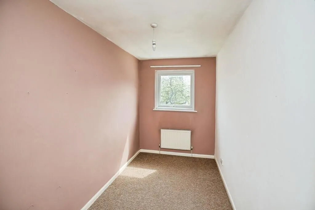 Holywell, Clwyd, CH8 7JL - Online Auctions