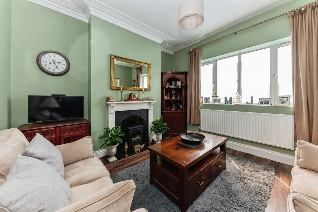 Grimsby, South Humberside, DN32 0LZ - Online Auctions