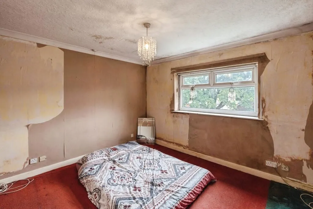 Leigh, Lancashire, WN7 5AS - Online Auctions