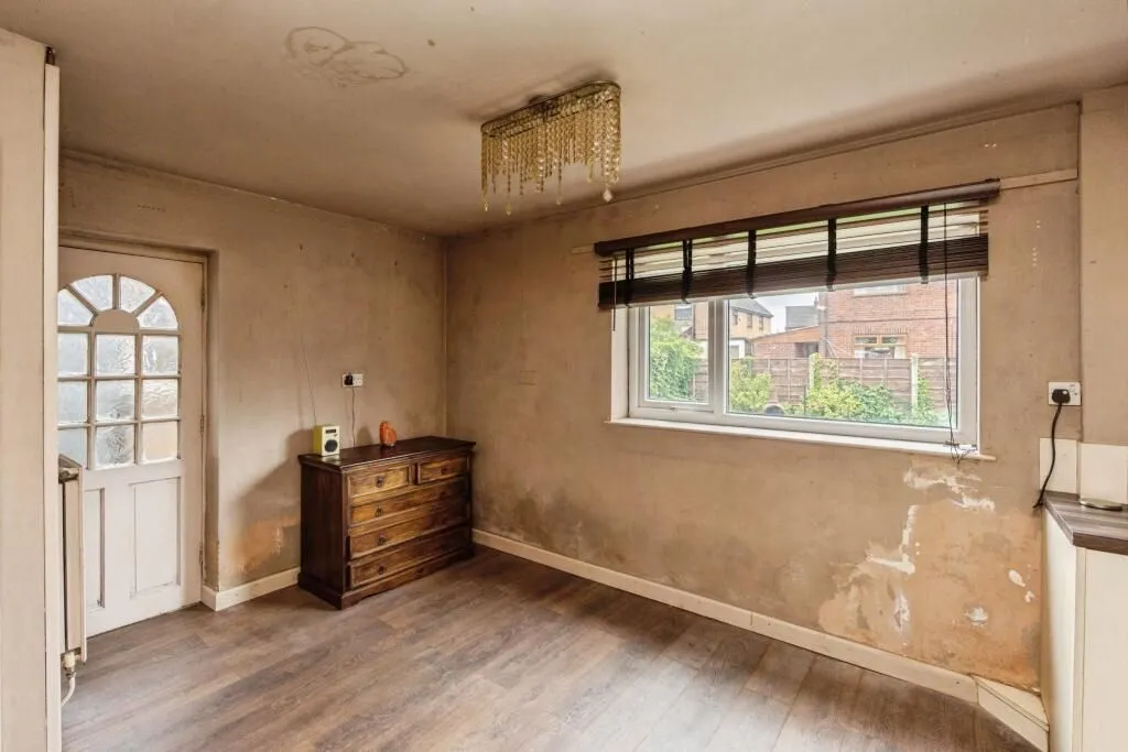 Leigh, Lancashire, WN7 5AS - Online Auctions