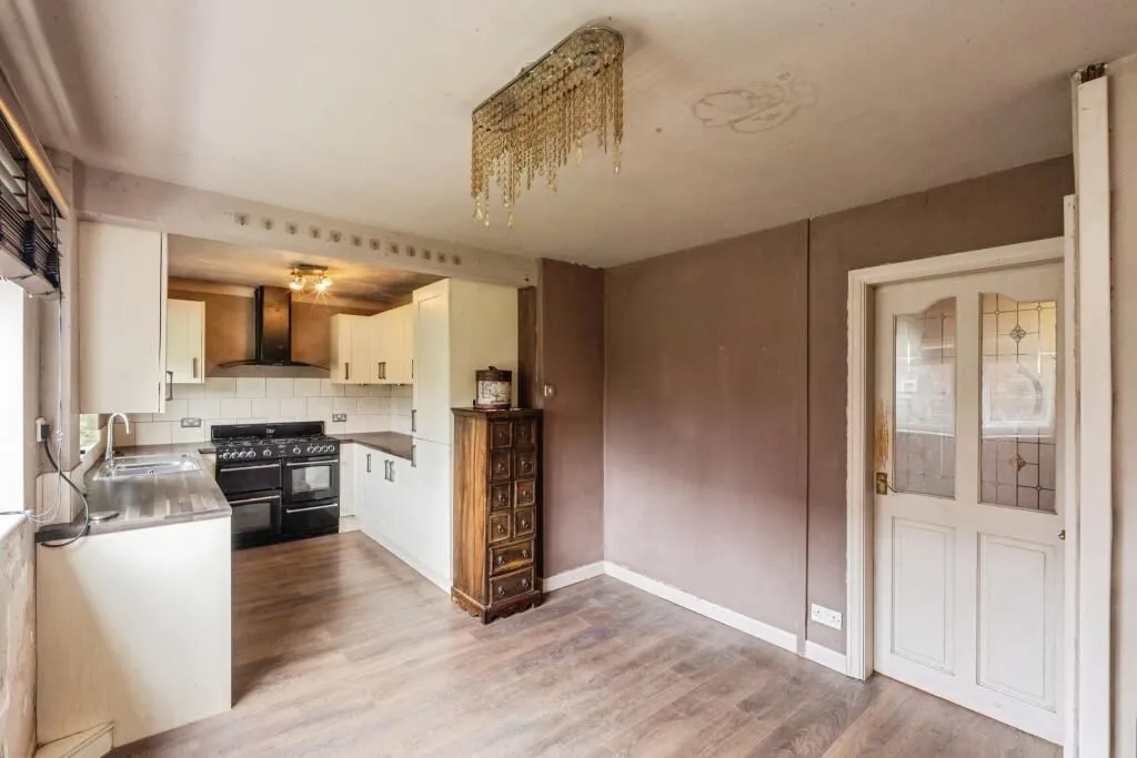 Leigh, Lancashire, WN7 5AS - Online Auctions