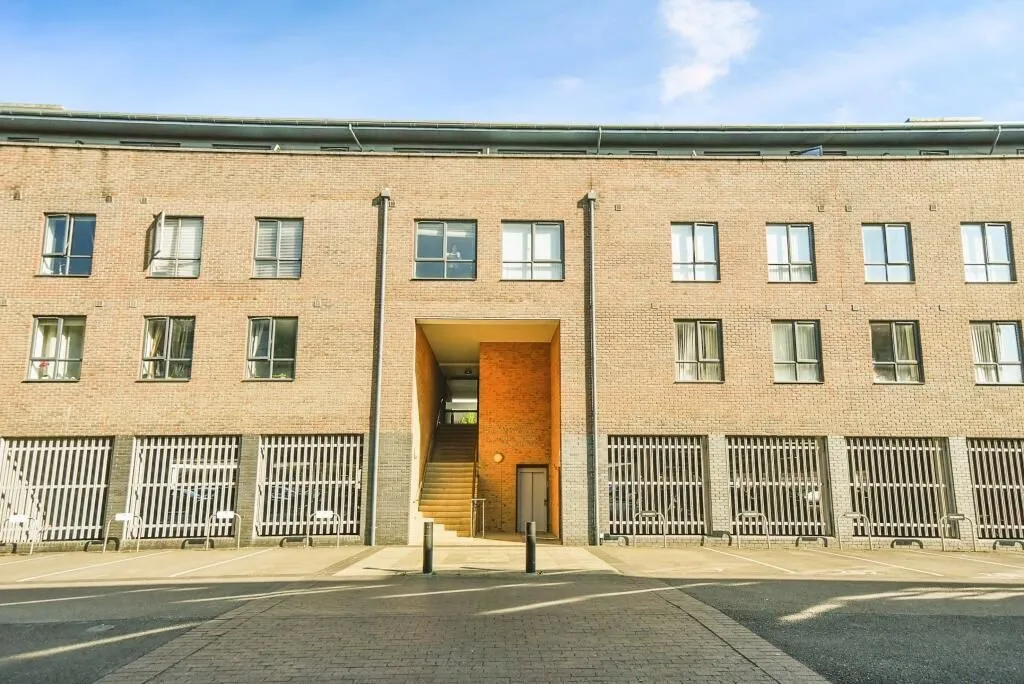 Fire Fly Avenue, Swindon, Wiltshire, SN2 2GD - Online Auctions