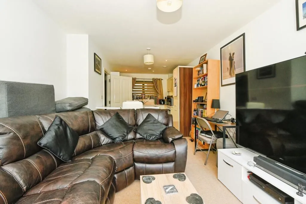 Fire Fly Avenue, Swindon, Wiltshire, SN2 2GD - Online Auctions