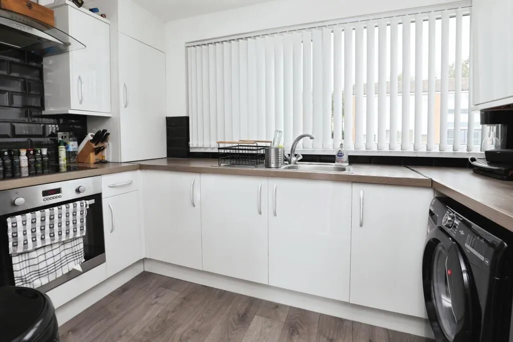 Bootle, Merseyside, L30 0RF - Online Auctions