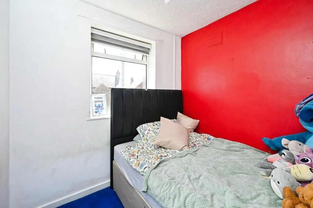 Forest Town, Mansfield, Nottinghamshire, NG19 0DP - Online Auctions