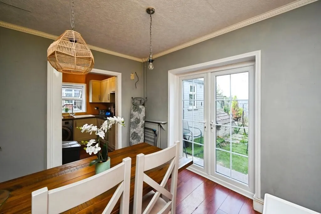 Forest Town, Mansfield, Nottinghamshire, NG19 0DP - Online Auctions