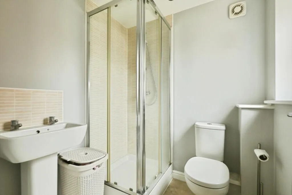 Harworth, Doncaster, South Yorkshire, DN11 8DA - Online Auctions