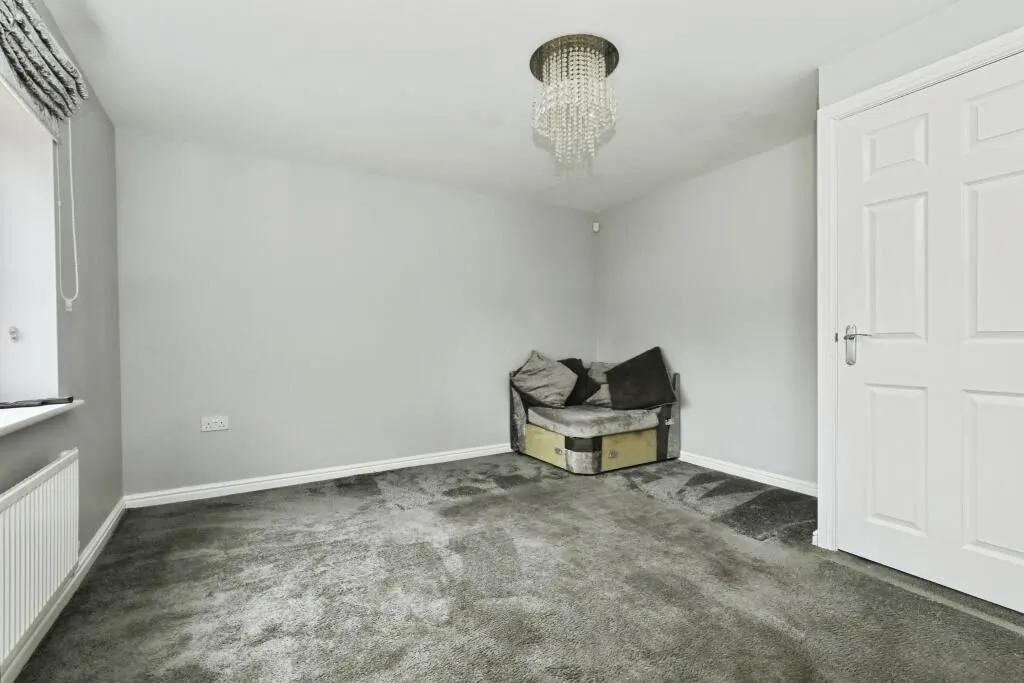 Harworth, Doncaster, South Yorkshire, DN11 8DA - Online Auctions