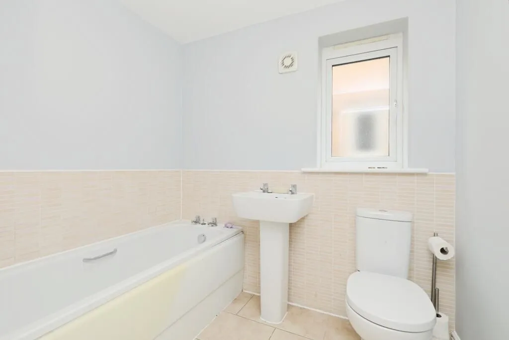 Harworth, Doncaster, South Yorkshire, DN11 8DA - Online Auctions