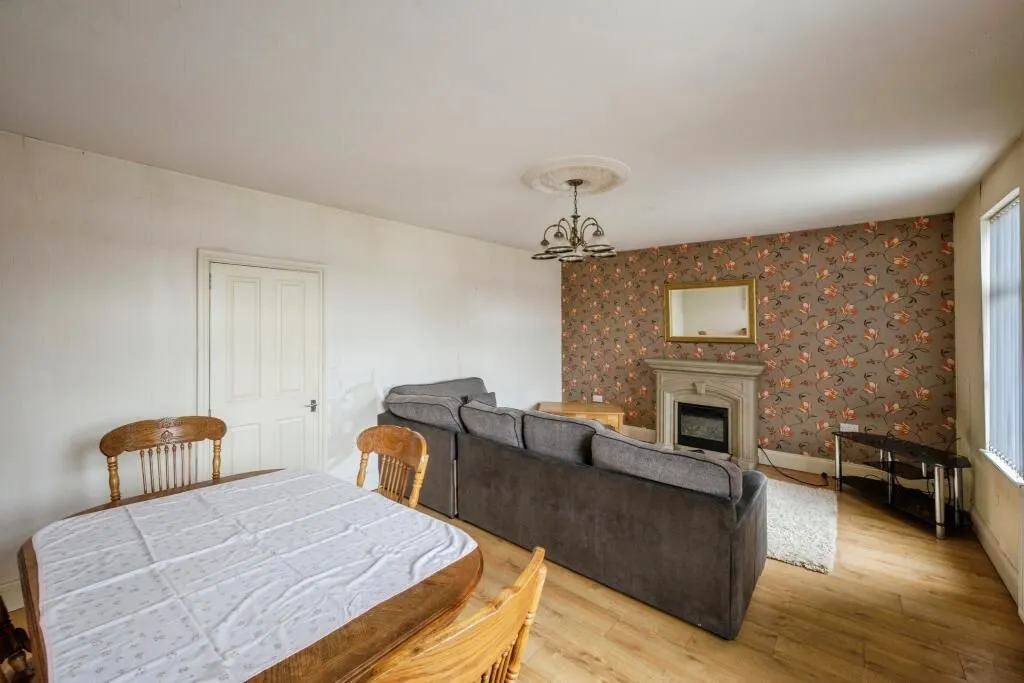 Goldthorpe, Rotherham, South Yorkshire, S63 9HH - Online Auctions