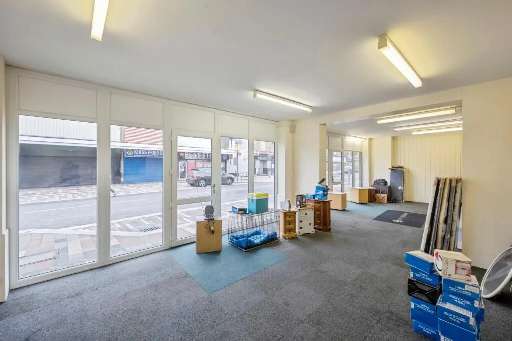 Goldthorpe, Rotherham, South Yorkshire, S63 9HH - Online Auctions