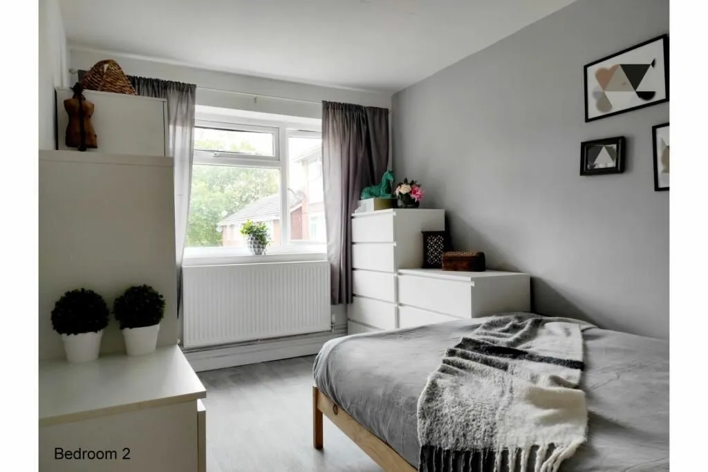 Burton-on-Trent, Staffordshire, DE14 2HU - Online Auctions