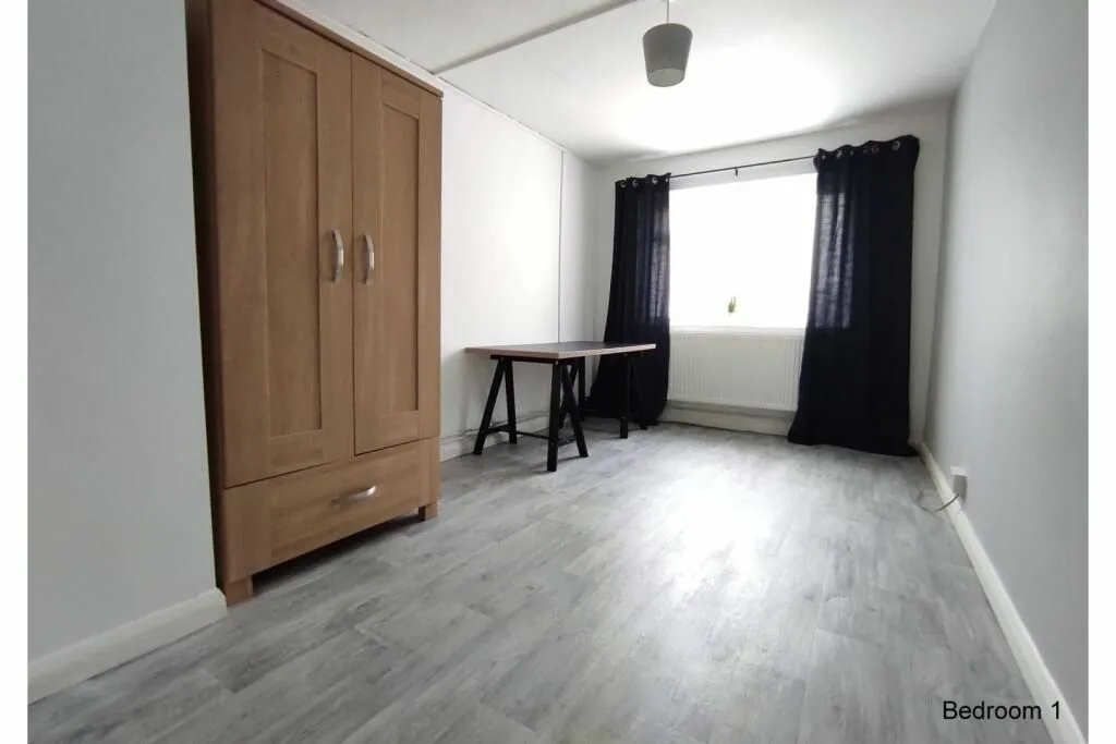 Burton-on-Trent, Staffordshire, DE14 2HU - Online Auctions