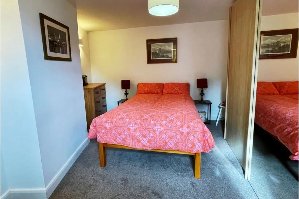 Wakefield, West Yorkshire, WF2 7RB - Online Auctions