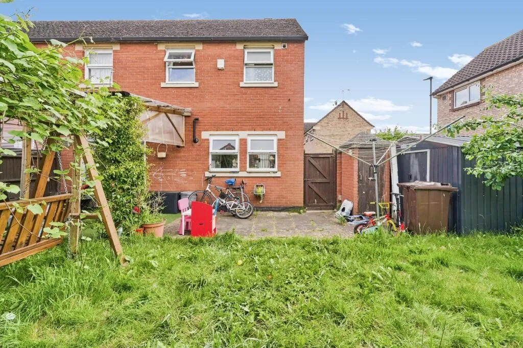 Feltham, Middlesex, TW14 8SQ - Online Auctions