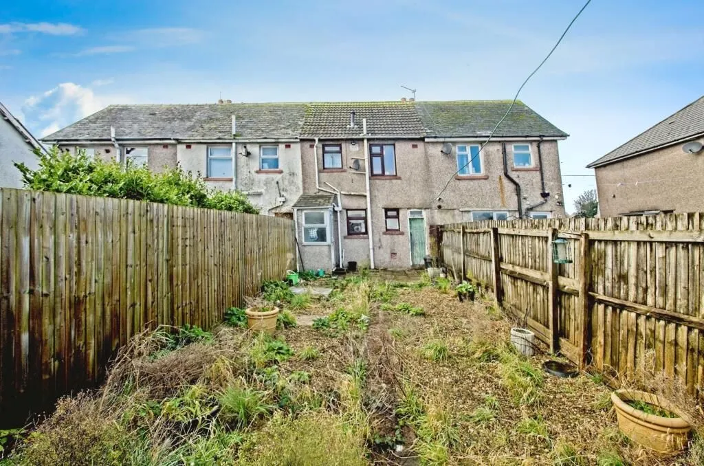 Cardiff, South Glamorgan, CF24 2TF - Online Auctions