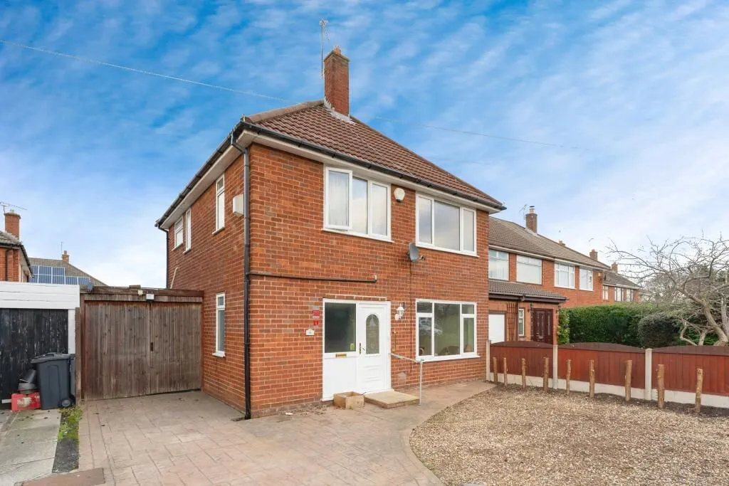 Whitby, Ellesmere Port, Merseyside, CH65 6PA - Online Auctions