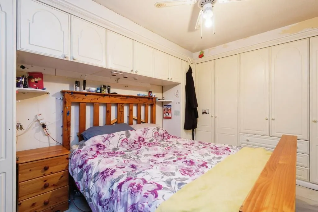 Margate, Kent, CT9 3XE - Online Auctions