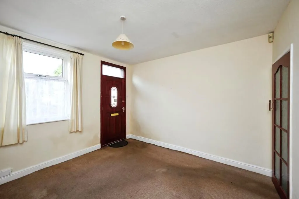 Mansfield, Nottinghamshire, NG18 1TG - Online Auctions
