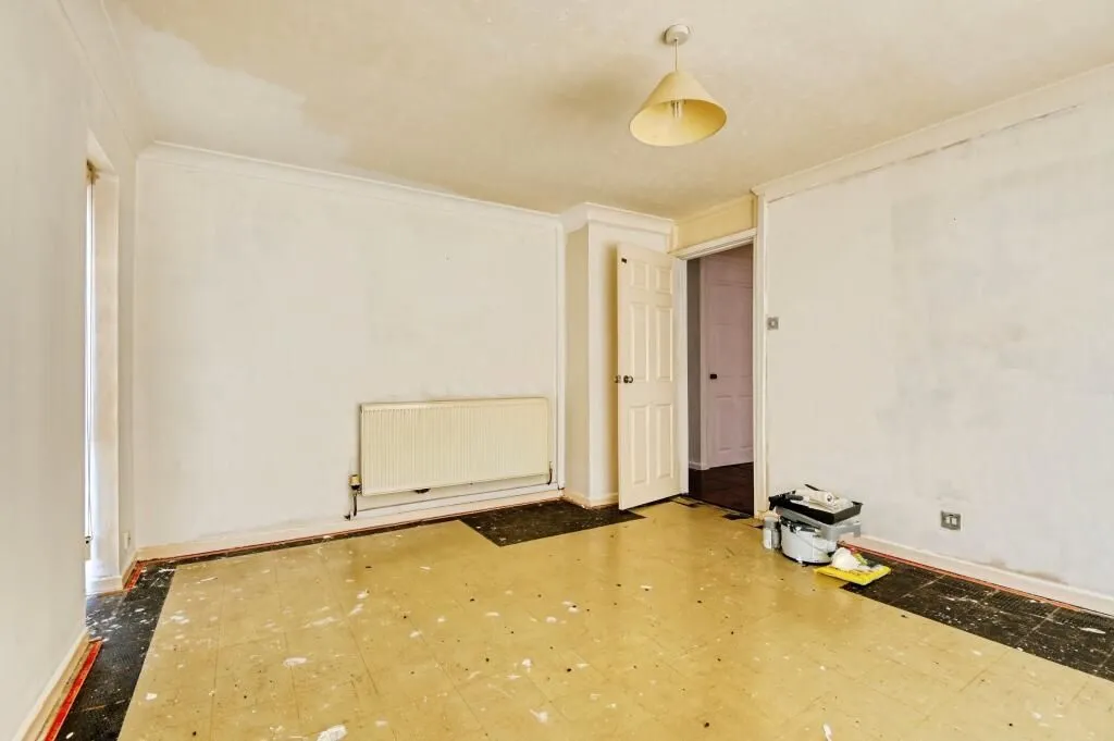 64 Heathmere Drive, Birmingham, West Midlands, B37 5EU - Online Auctions