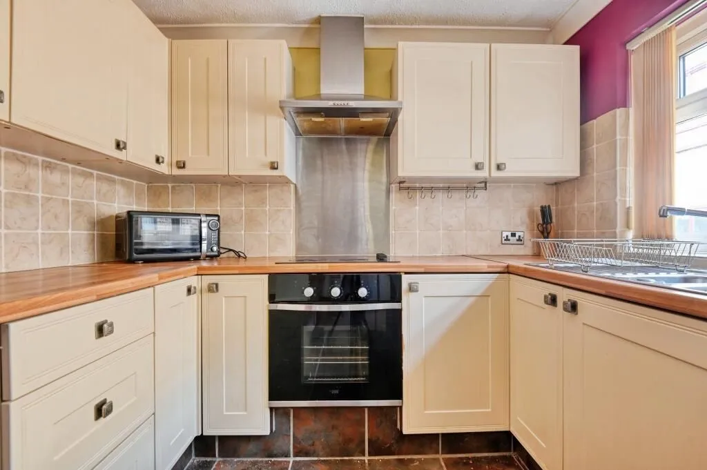 64 Heathmere Drive, Birmingham, West Midlands, B37 5EU - Online Auctions