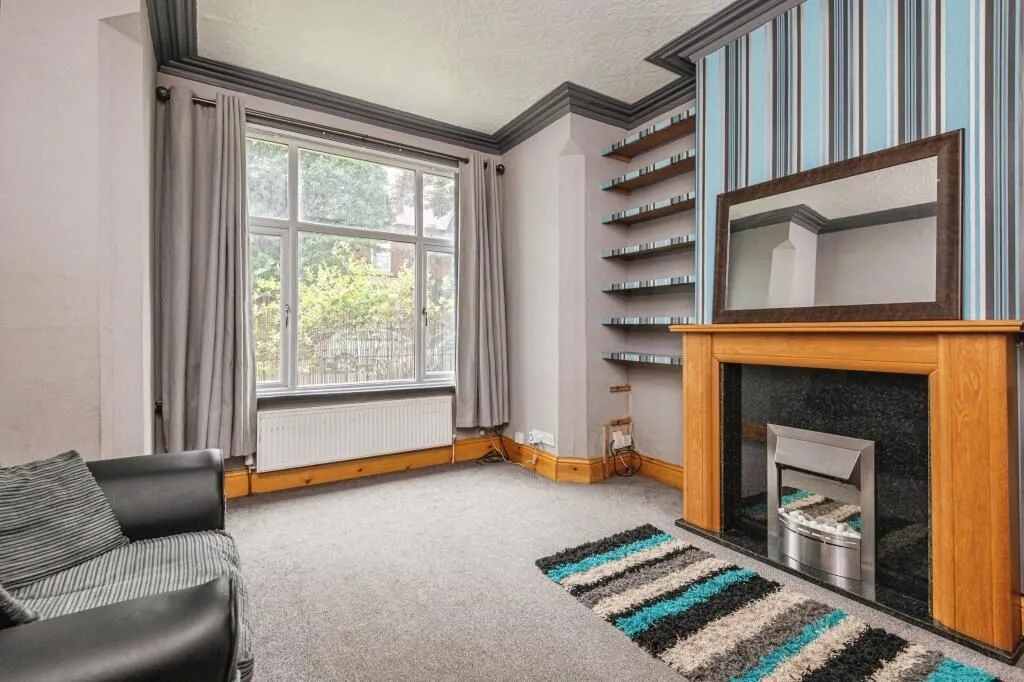 Leeds, West Yorkshire, LS9 9DL - Online Auctions