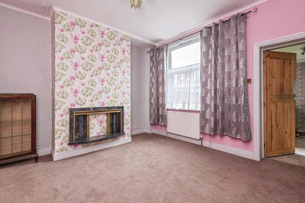 Leeds, West Yorkshire, LS9 9DL - Online Auctions