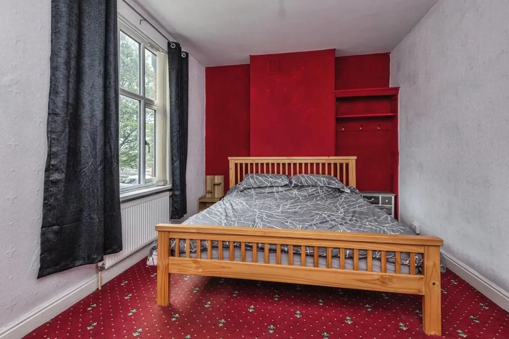 Leeds, West Yorkshire, LS9 9DL - Online Auctions