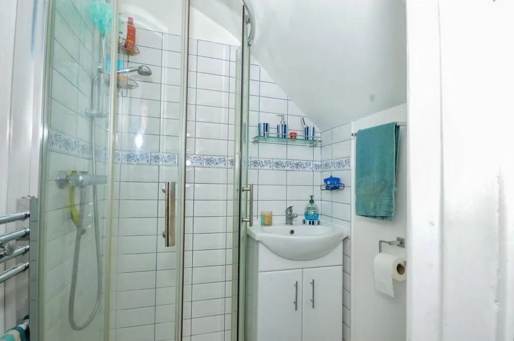 Harrow, Middlesex, HA1 3BS - Online Auctions