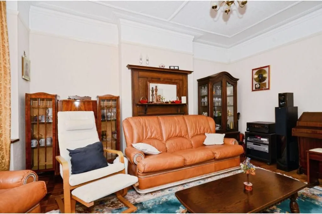 Harrow, Middlesex, HA1 3BS - Online Auctions