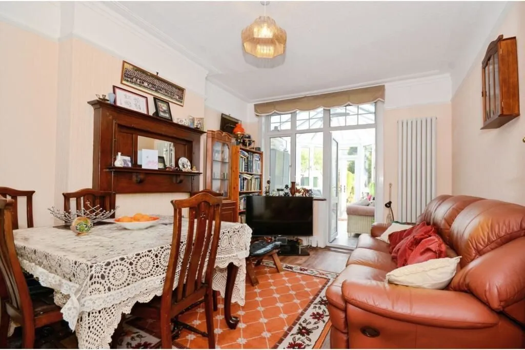 Harrow, Middlesex, HA1 3BS - Online Auctions