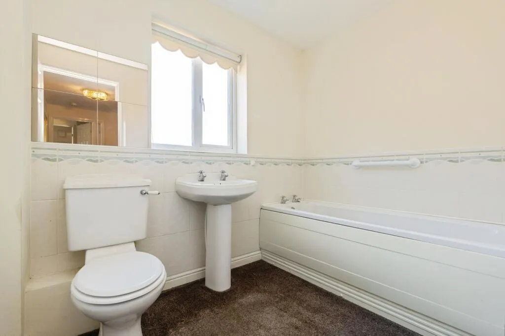 Hindley, Wigan, Lancashire, WN2 3NP - Online Auctions
