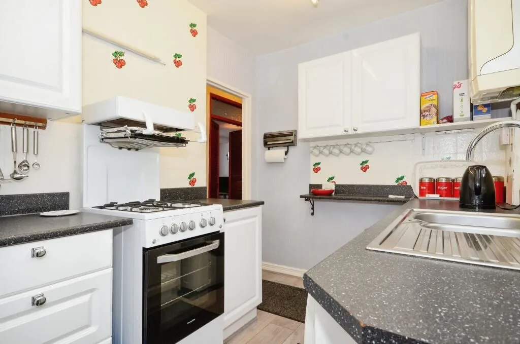 Borehamwood, Hertfordshire, WD6 1NL - Online Auctions