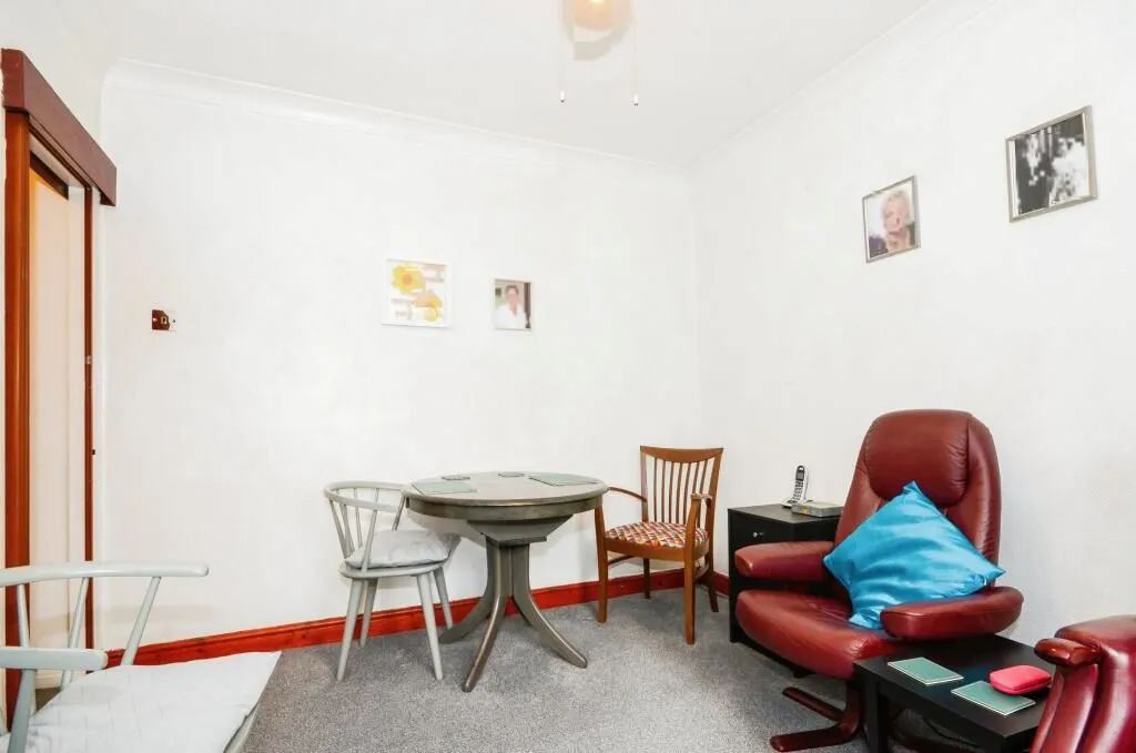Borehamwood, Hertfordshire, WD6 1NL - Online Auctions