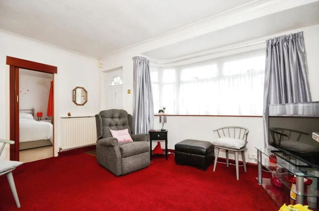 Borehamwood, Hertfordshire, WD6 1NL - Online Auctions