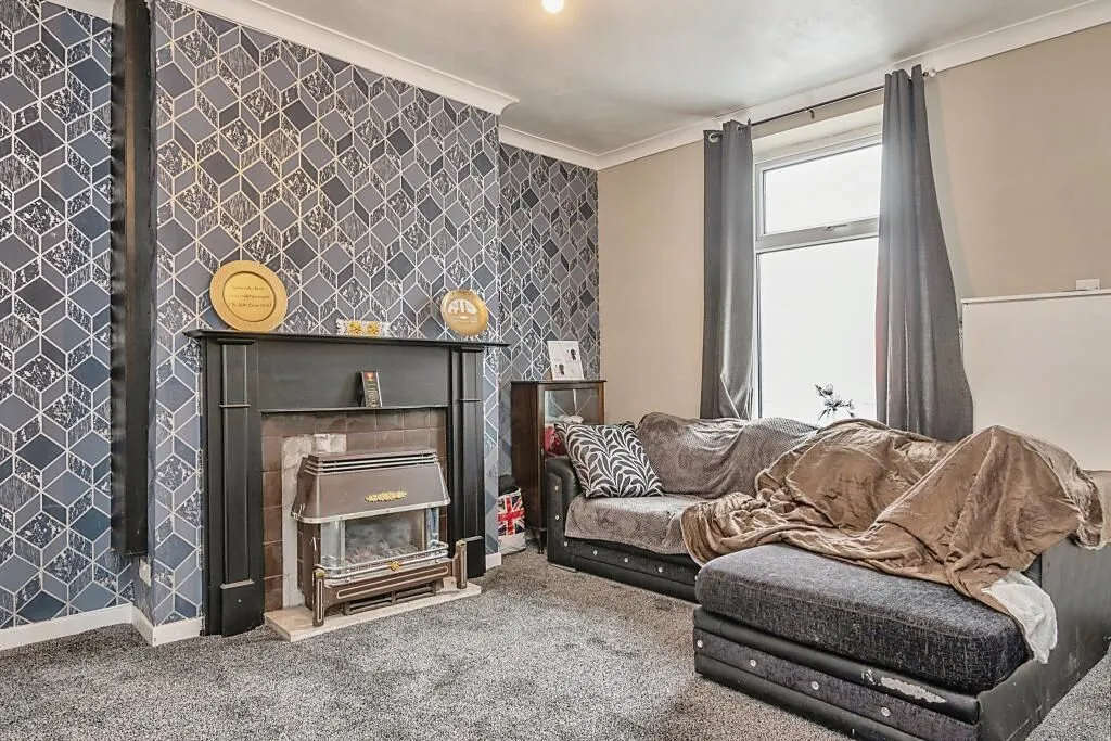 Clitheroe, Lancashire, BB7 1NF - Online Auctions