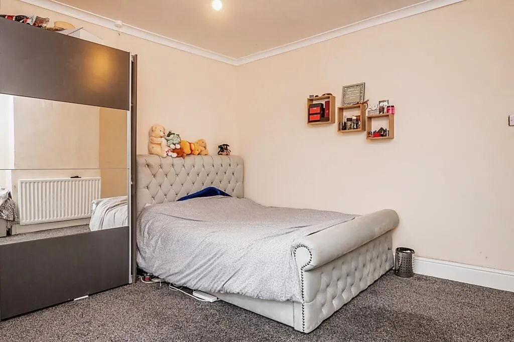 Clitheroe, Lancashire, BB7 1NF - Online Auctions