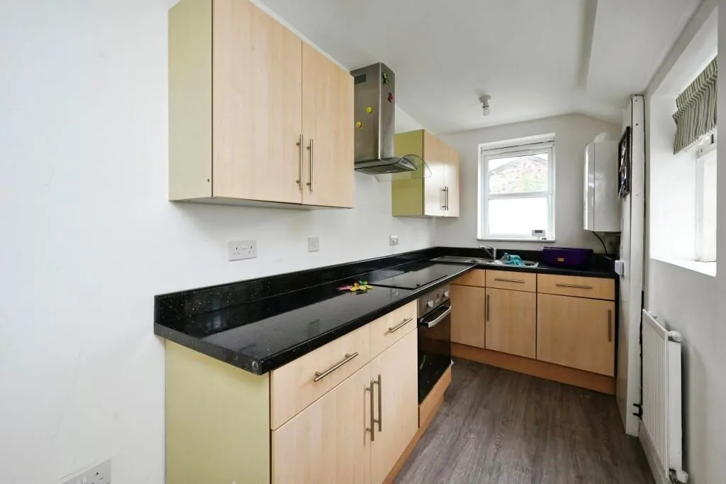 Mansfield Woodhouse, Nottinghamshire, NG19 8ED - Online Auctions