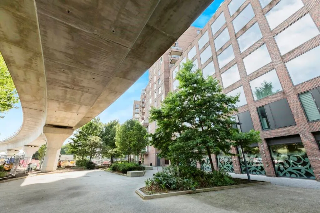 Connaught Heights, 2 Agnes George Walk, London, E16 2FP - Online Auctions