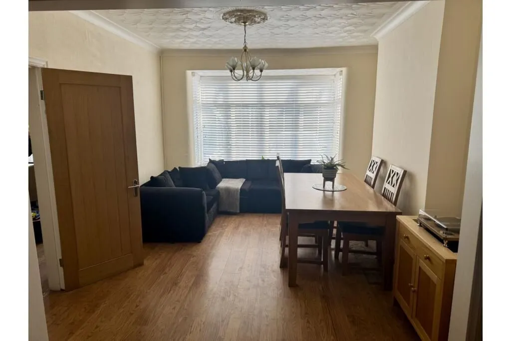 St. Helens, Merseyside, WA11 7BU - Online Auctions