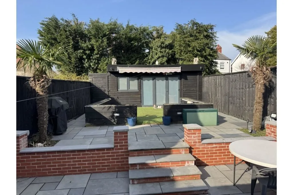 St. Helens, Merseyside, WA11 7BU - Online Auctions