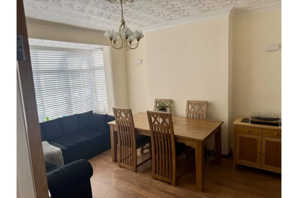 St. Helens, Merseyside, WA11 7BU - Online Auctions