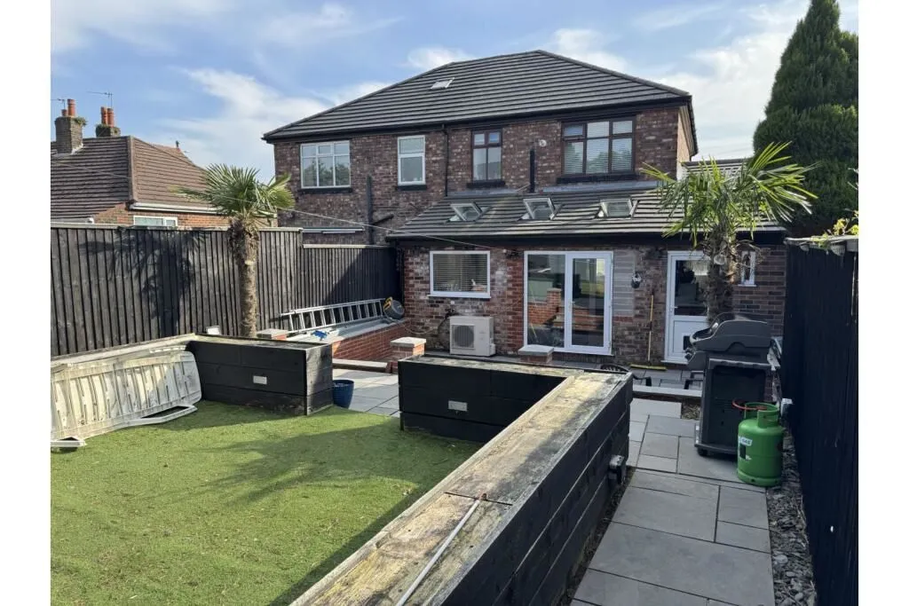 St. Helens, Merseyside, WA11 7BU - Online Auctions