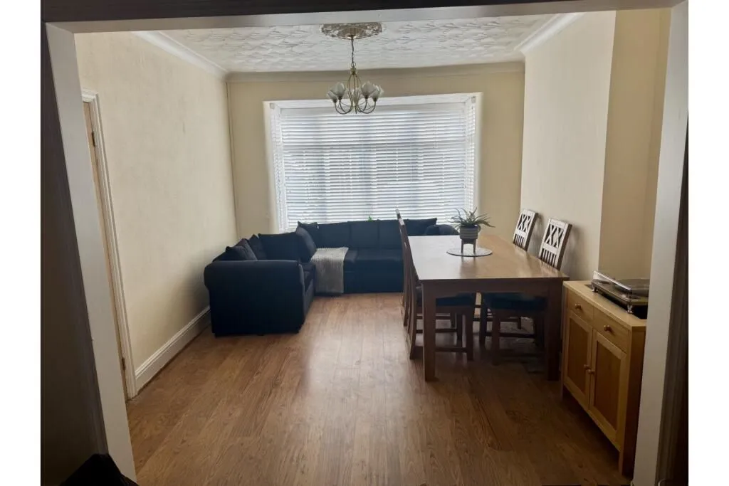 St. Helens, Merseyside, WA11 7BU - Online Auctions