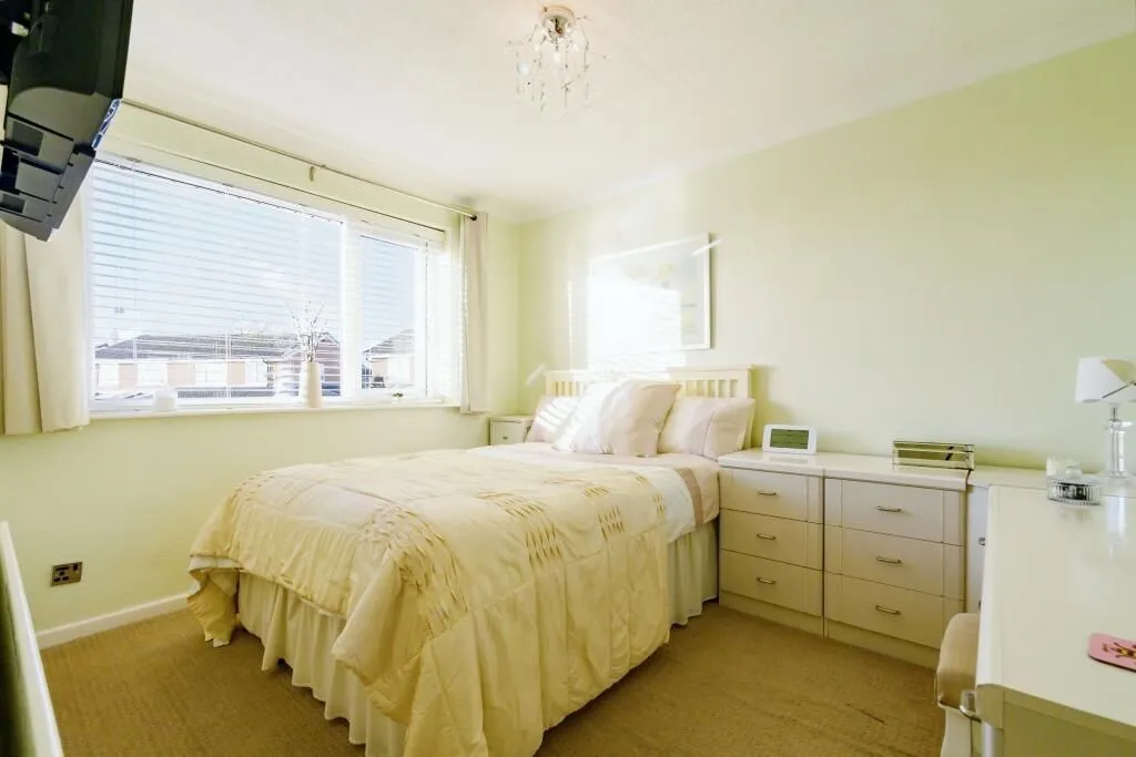 Radcliffe, Manchester, Lancashire, M26 3UA - Online Auctions